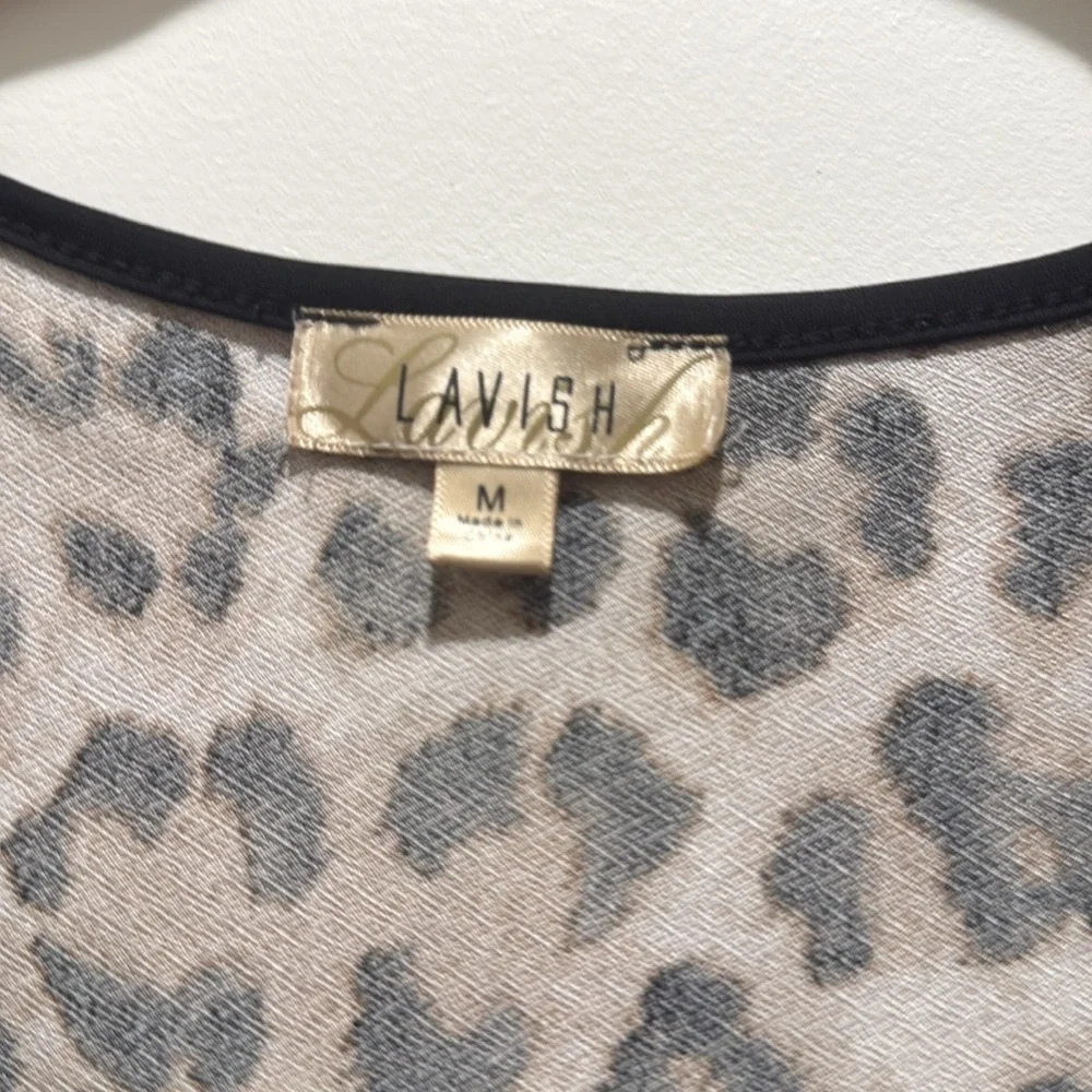 Leopard Print Top - Picture 2 of 4